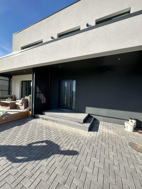 Outdoor staircase with flames surface granite Steel Grey