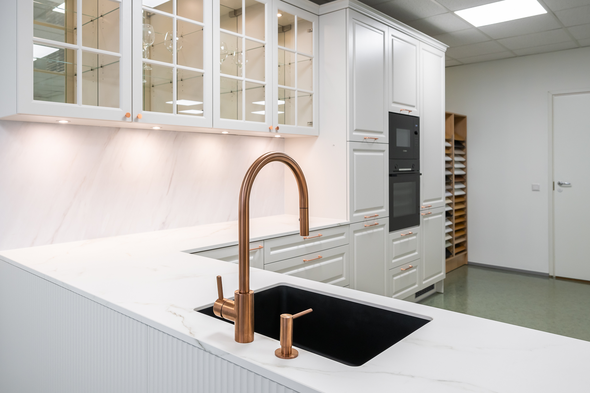 Calacatta Oro kitchen